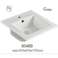 China Sanitary Ware Dino fino lavatório de cerâmica / bacia com Cupc (A-9048B)